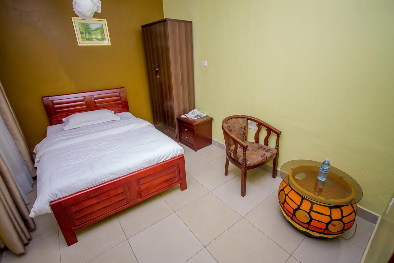 Tuzza Hotel Bushenyi 外观 照片